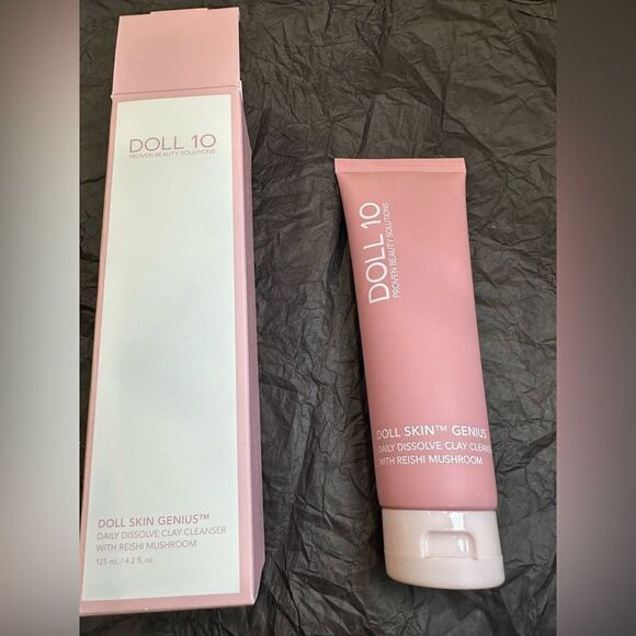 Doll 10 Doll Skin Genius Daily Dissolve Clay Cl eanser 4.2 oz - Picture 2 of 4